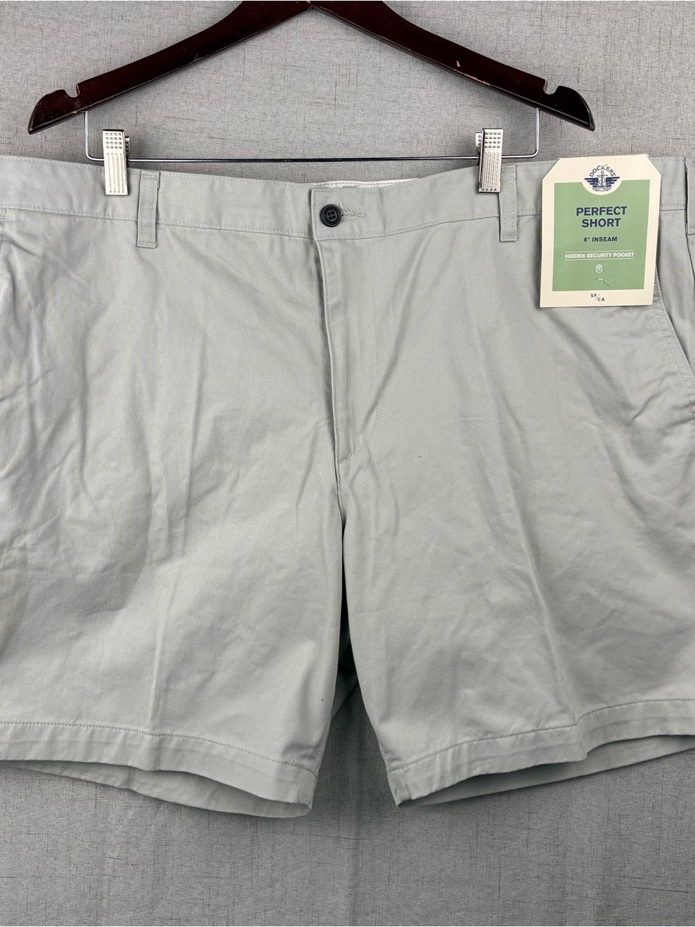 DOCKERS Men's Classic Fit Perfect Shorts 100% Cotton Khaki 44 2XL 8" Inseam New*